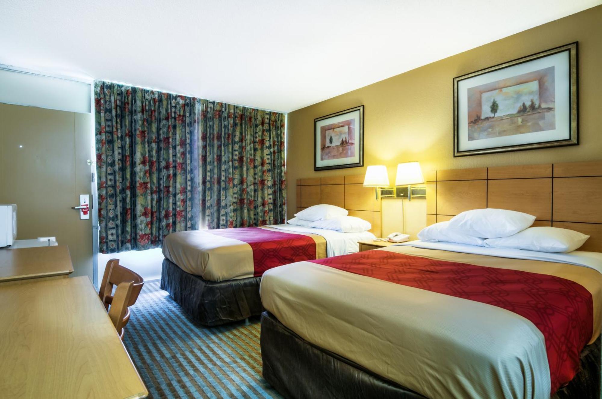 Econo Lodge Shorewood Bilik gambar